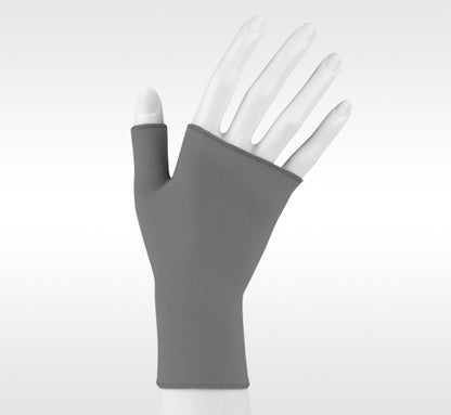 Juzo Soft Seamless Compression Gauntlet 15-20 mmHg